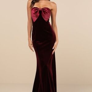 Lulu's Burgundy Velvet Strapless Maxi Dress with Satin Bow